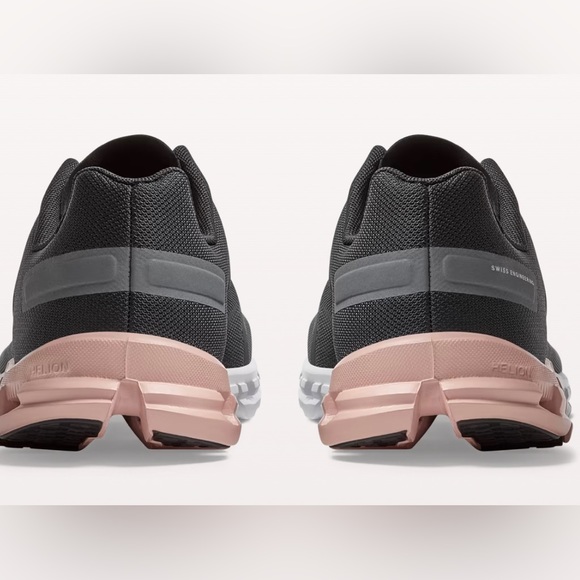 99% brand new! Only wore 2-3x - Picture 4 of 6